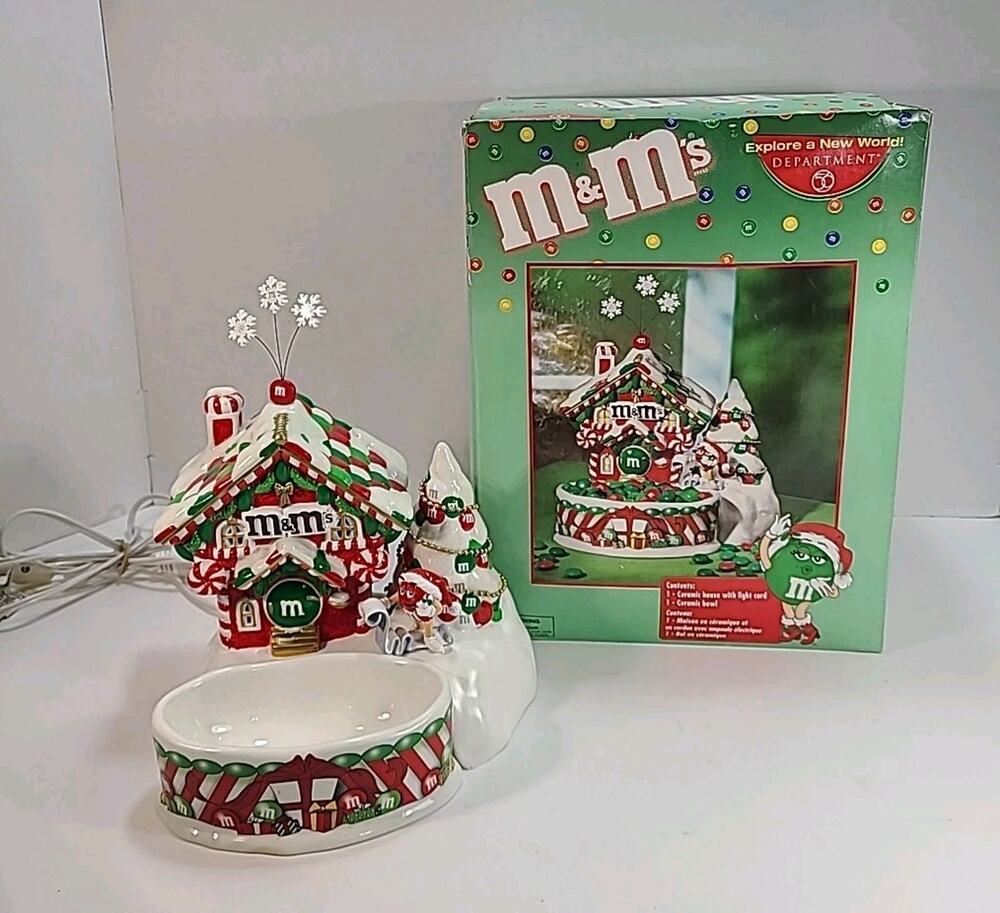 2004 Dept 56 M&Ms Candy House + Dish In Box 59317